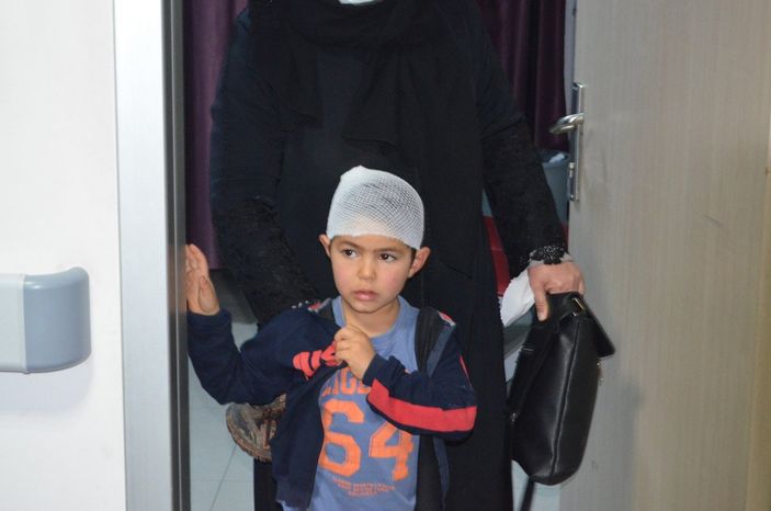 Aksaray'da 6 yaşındaki Fevvaz, köpeğin saldırısıyla yaralandı