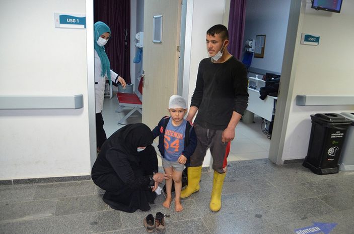 Aksaray'da 6 yaşındaki Fevvaz, köpeğin saldırısıyla yaralandı