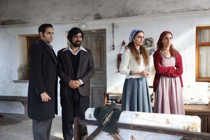 Bir Zamanlar Çukurova'dan çifte ölüm haberi! İki oyuncu projeye veda ediyor