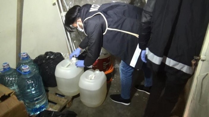 Diyarbakır’da 2 kaçak içki üreticisi tutuklandı