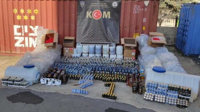 Diyarbakır’da 2 kaçak içki üreticisi tutuklandı