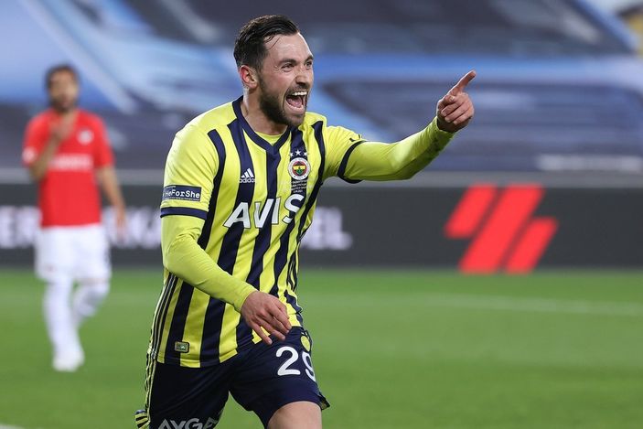 Fenerbahçe, Sinan Gümüş'e teklif bekliyor