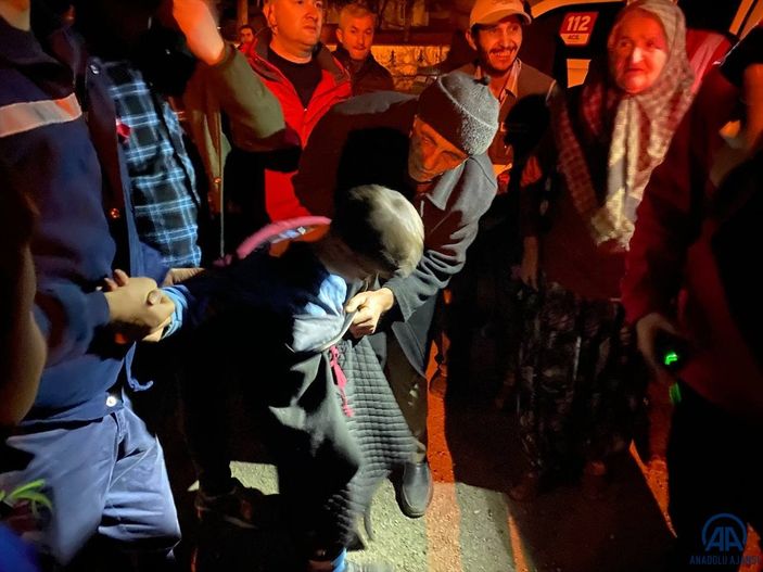 Düzce'de kaybolan çocuk bitkin bir şekilde bulundu