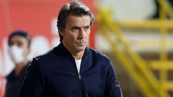 Alanyaspor, Bülent Korkmaz ile yollarını resmen ayırdı