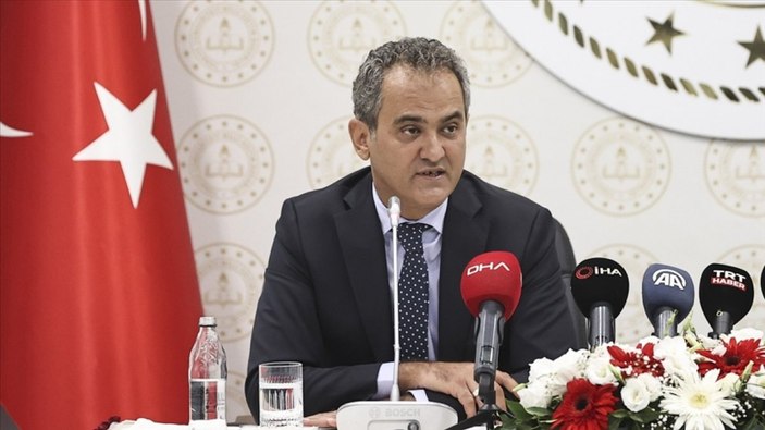 Mahmut Özer'den uzaktan eğitim değerlendirmesi