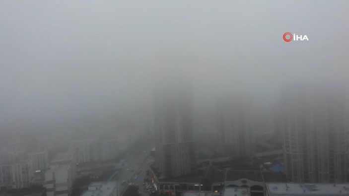 i İstanbul’da akşam saatlerinde sis etkili oldu