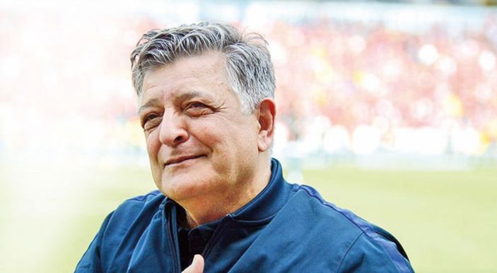 Yılmaz Vural: Atkımı taktım, Ali Koç'tan telefon bekliyorum