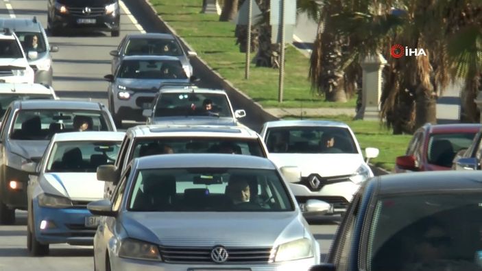 i Bodrum'da oteller doldu, trafik kilitlendi
