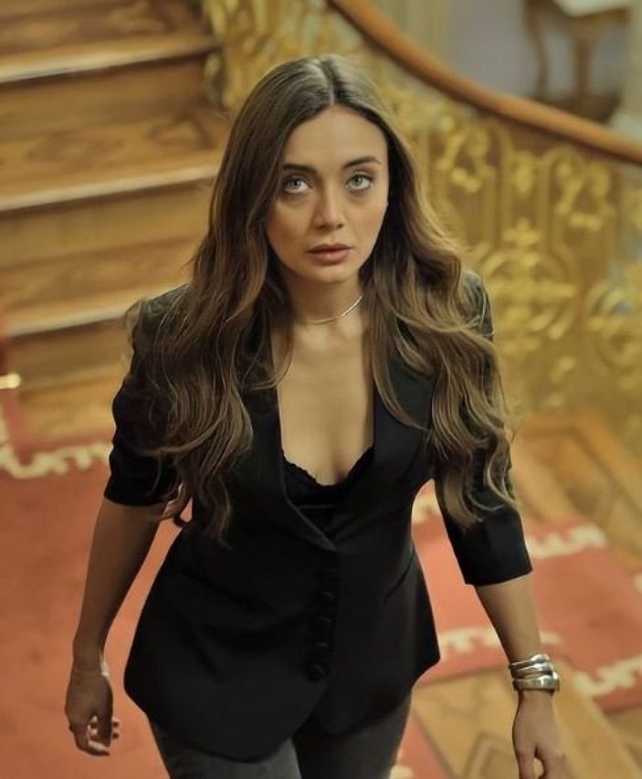 Tanımak imkansız! Aziz'in Dilruba'sı Damla Sönmez'in eski halini görenler gözlerine inanamadı