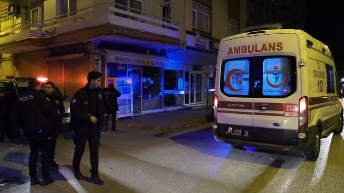 a Adana’da kavgaya müdahale eden polis bıçaklandı