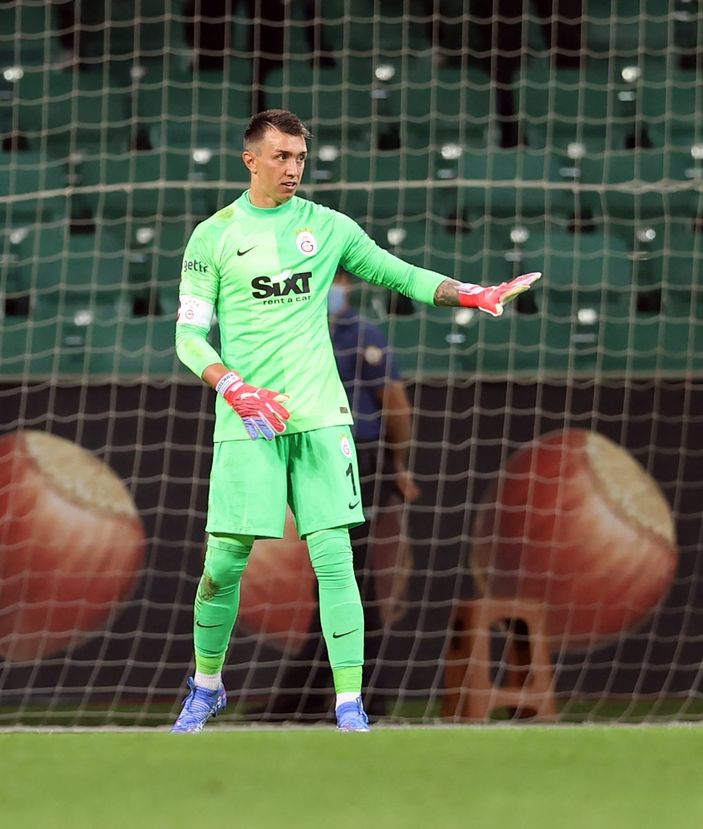 Fernando Muslera'nın sözleşmesinin feshedilmesi gündemde