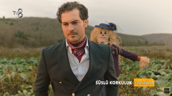 Süslü Korkuluk'tan ilk tanıtım geldi! Çağatay Ulusoy'un yeni imajı göz doldurdu