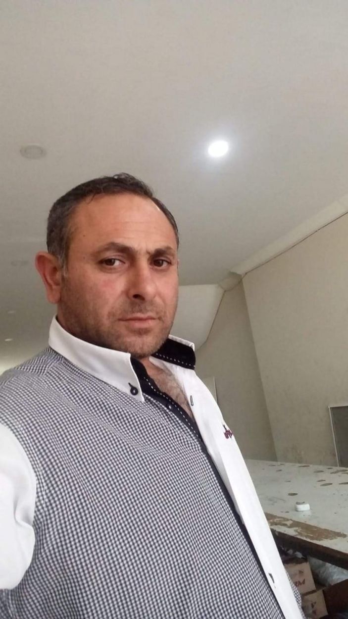 i Bursa’da aydınlatma direğine çarpan kamyonetin sürücüsü can verdi