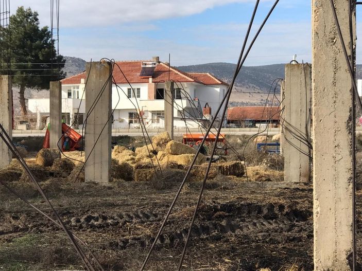 i Denizli'de sevgilisinin babasına kızıp yangın çıkardı