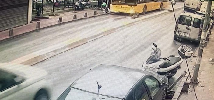 Beyoğlu'nda İETT otobüsünün çarptığı kadın ağır yaralandı