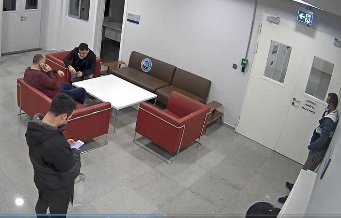 İstanbul Havalimanı'nda bir yolcunun midesinden 12 kapsül kokain çıkarıldı