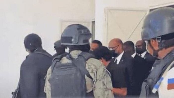 Haiti'de Başbakan Henry'e suikast girişimi