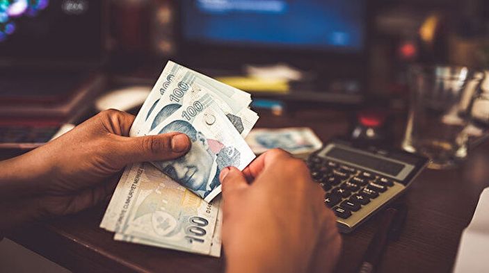 En düşük memur ve emekli maaşı ne kadar oldu? Milyonların beklediği açıklama...