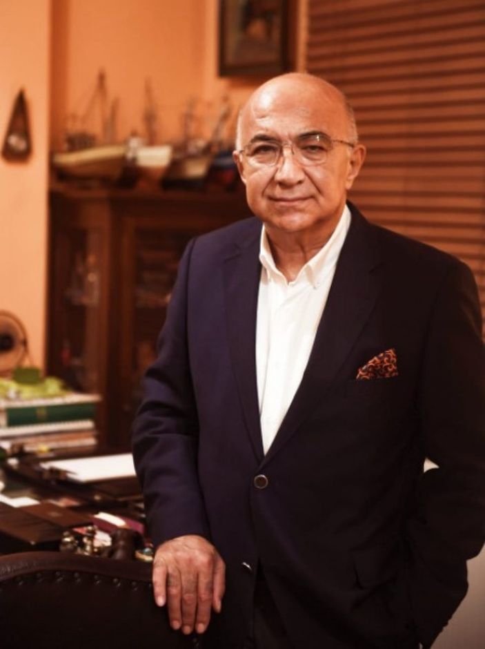 Ekranların psikiyatristi Arif Verimli'nin eşi güzelliğiyle büyüledi! 44 yıl süren birliktelik...