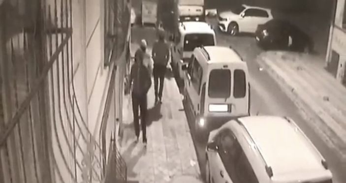 Sultangazi'de 250 bin liralık otomobil hırsızlığı