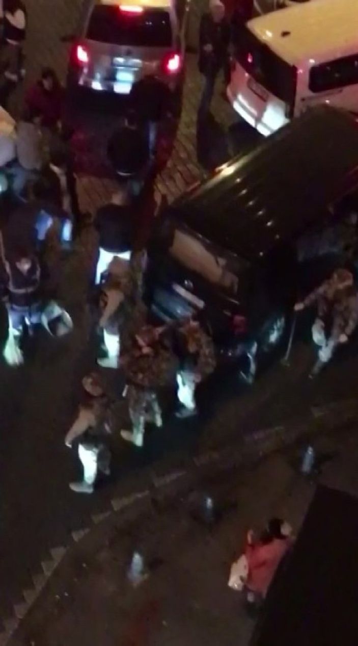 i Kadıköy’de eşini bıçaklayan kadın, kızını rehin aldı