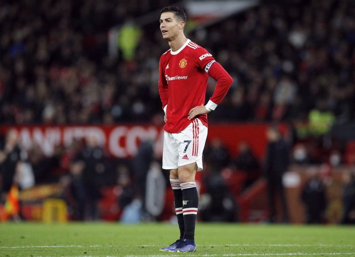 Wolverhampton, Manchester United'ın yenilmezlik serisini bitirdi