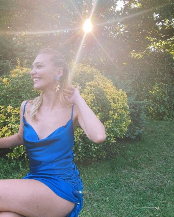 Melisa Döngel'in kardeşi Elif ablasını aratmadı! O pozları gören sayfadan çıkamadı...
