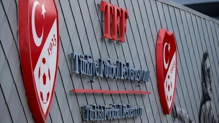 TFF duyurdu: 3. doz aşı olmayanlar statlara giremeyecek mi?