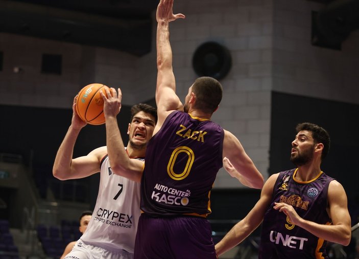 Beşiktaş Şampiyonlar Ligi play-in turu ilk maçında Hapoel U-Net Holon'u yendi