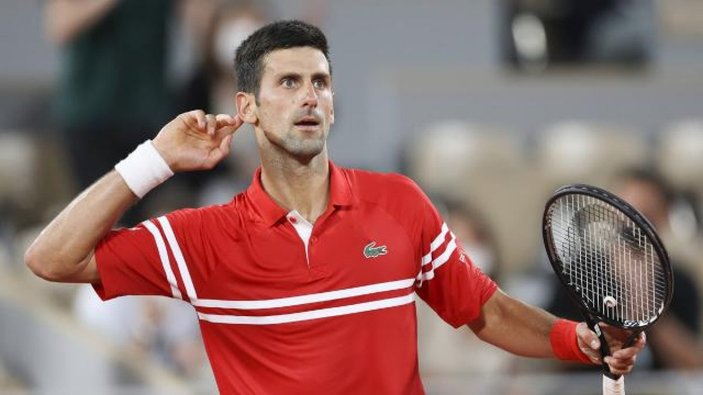 Sırp tenisçi Djokovic, aşı olmadığı için Avustralya'ya giremedi