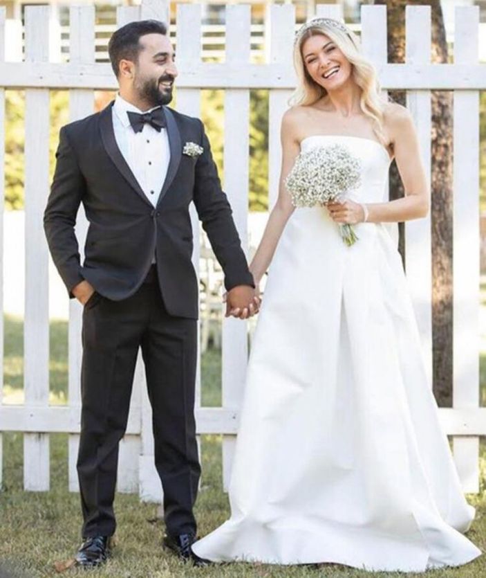 Güldür Güldür'ün Bilal'i Onur Buldu'nun öğretmen eşine bakın! Güzelliğiyle herkesi büyüledi