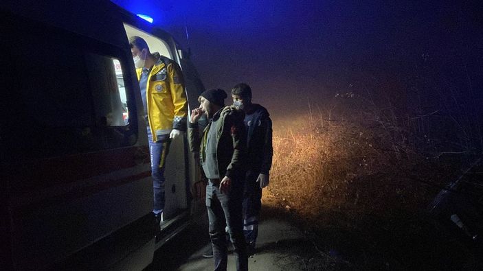 i Zonguldak'ta polisle ehliyetsiz sürücünün kovalamacası kazayla bitti