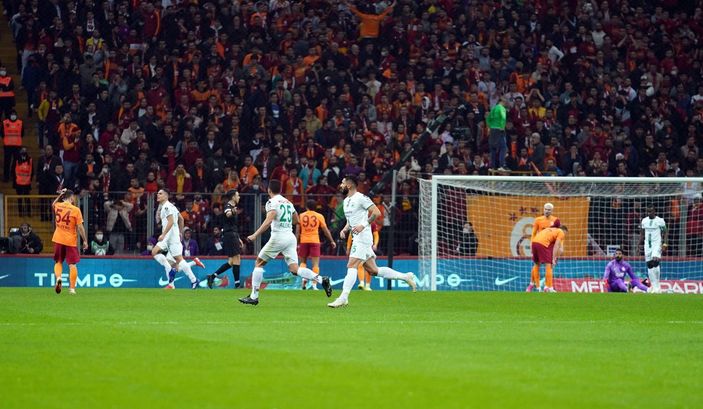 i Galatasaray, Giresunspor’a tek golle mağlup oldu