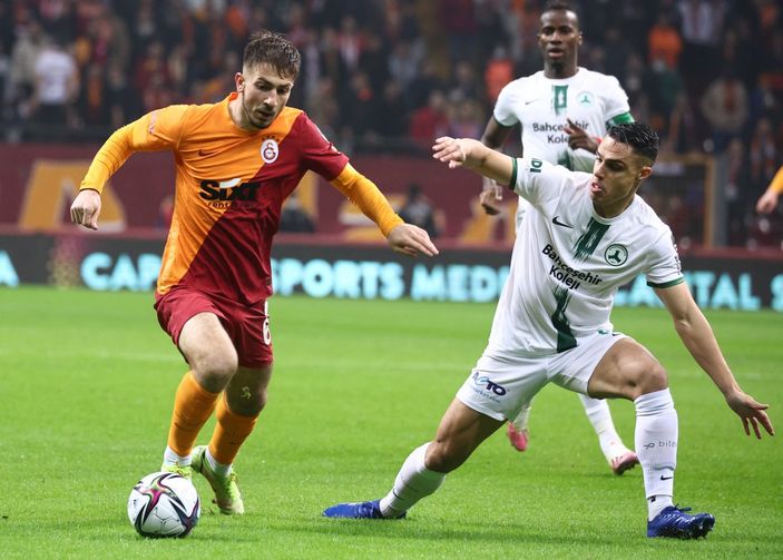 i Galatasaray, Giresunspor’a tek golle mağlup oldu