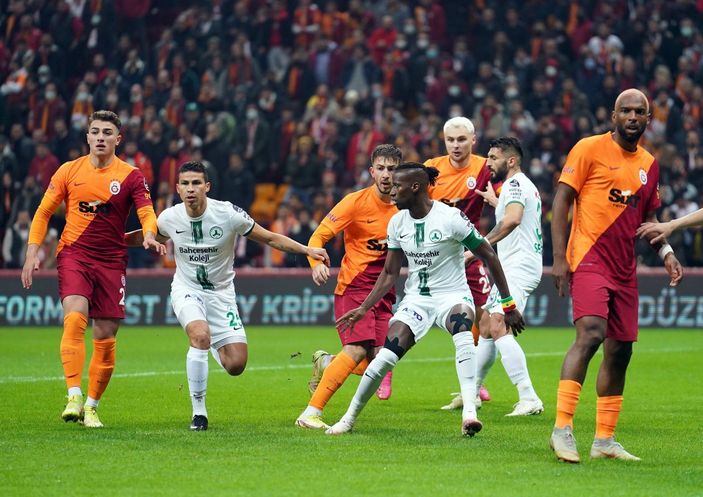 i Galatasaray, Giresunspor’a tek golle mağlup oldu