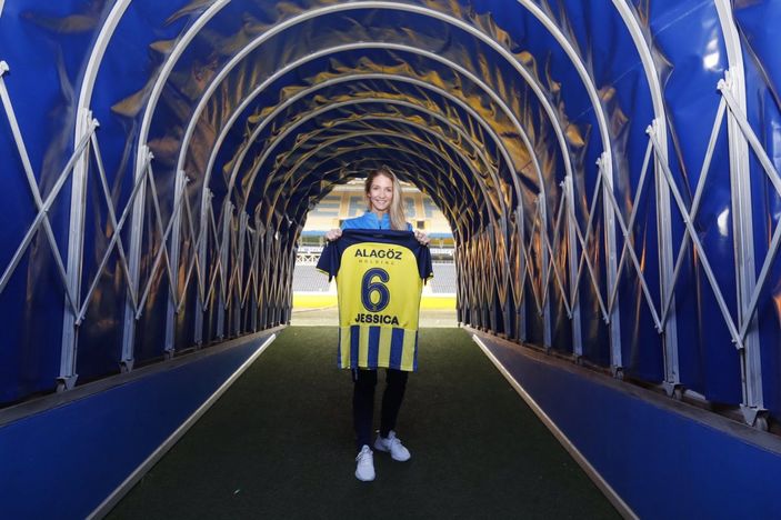 Jessica Çarmıklı, Fenerbahçe Kadın Futbol Takımı'nda