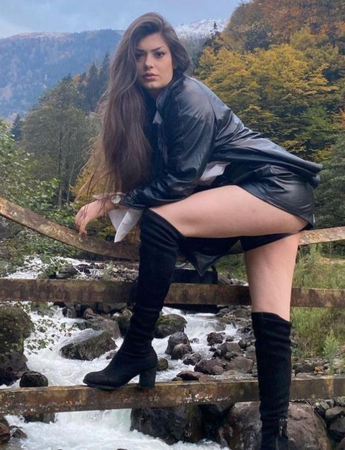 İzmir'de dolandırıcılıktan tutuklanan fenomenler serbest bırakıldı