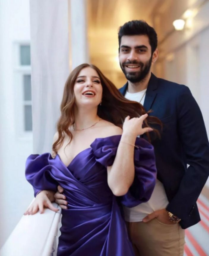Sihirli Annem'in Çilek'i büyüdü, aşık bile oldu! Yakışıklı sevgilisi sosyal medyayı yıktı