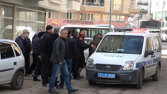 İ Kırıkkale'de tartıştığı eşini bacağından yaraladı