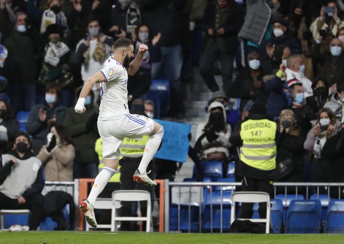 Benzema yeni rekor kırdı, Real Madrid kazandı