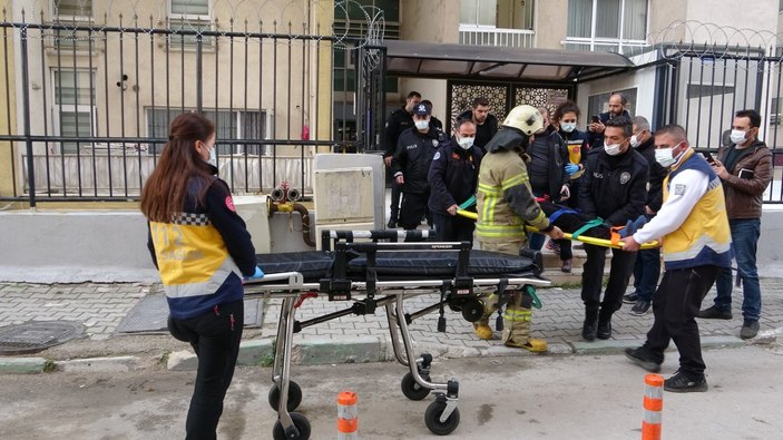 Bursa'da 8. kattan düşen kadın mucize şekilde hayata tutundu