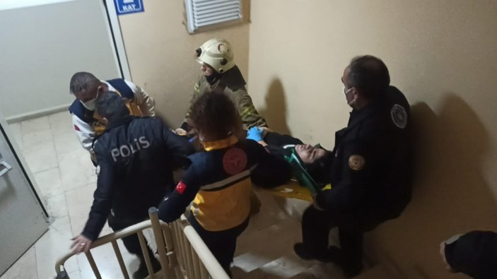 Bursa'da 8. kattan düşen kadın mucize şekilde hayata tutundu