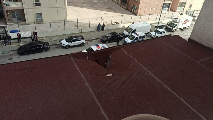 Bursa'da 8. kattan düşen kadın mucize şekilde hayata tutundu