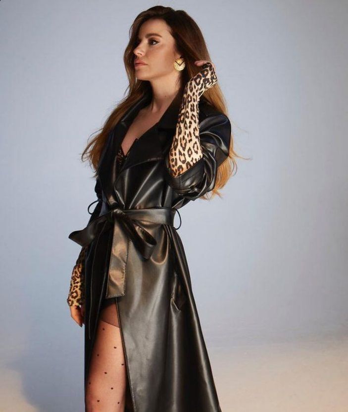 Teşkilat'ın Ceren'i Ezgi Eyüboğlu cesur çıktı! İddialı pozlarıyla sosyal medyayı salladı