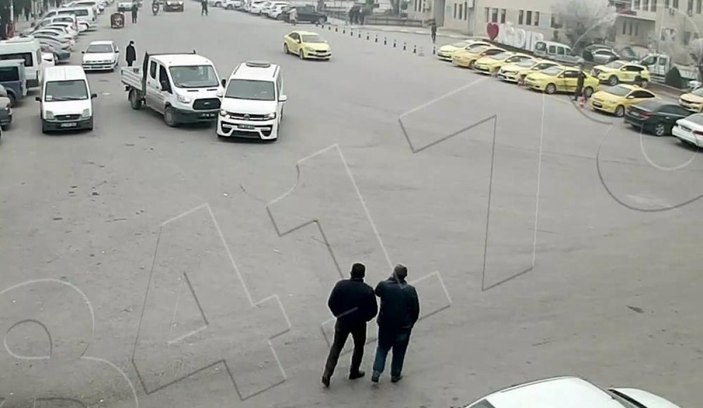 Iğdır'da sürücünün dikkatsizliği kazayı getirdi