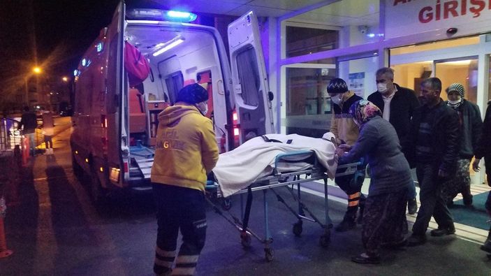 d Kütahya’da, gürültü nedeniyle bıçaklı kavga: 2 yaralı