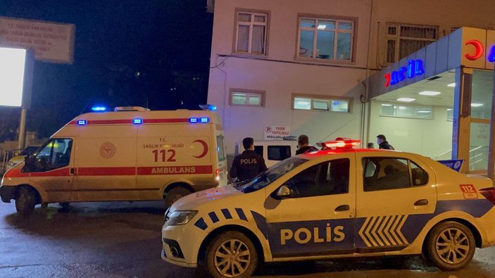 d Kütahya’da, gürültü nedeniyle bıçaklı kavga: 2 yaralı