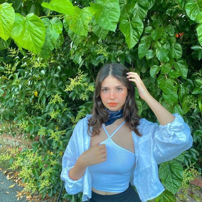 Güzelliğiyle baş döndürüyor! Yargı'nın Parla'sı Zeynep Atılgan'ın iddialı pozları Instagram'ı salladı