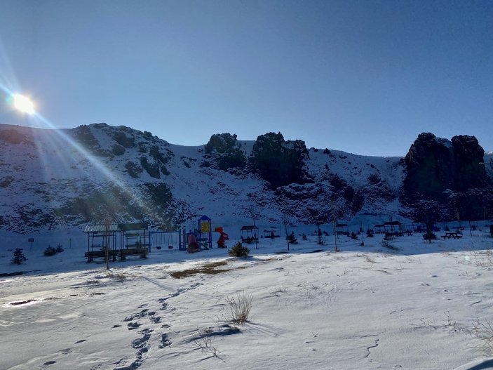 Murat Kanyonu'nda kış manzaraları