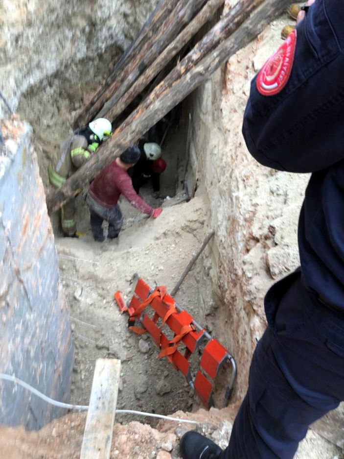 d Avcılar'da inşaat göçüğünün altında kalan 2 işçiden 1'i kurtarılamadı